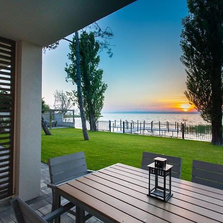 Beach 101 Villa Siofok Exterior photo